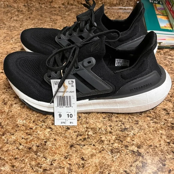NWT adidas ultra boost light. men’s 9 womens 10. black - Picture 5 of 6